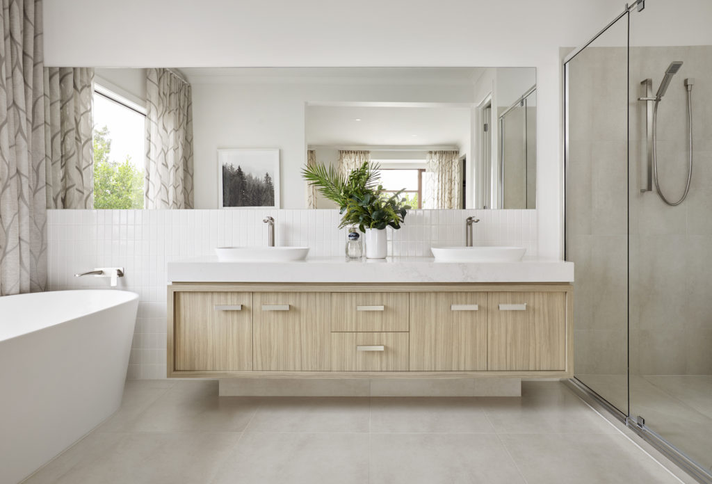 stylish-modern-bathroom-SVF9995